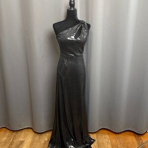 Black Sequin One-Shoulder Formal Gown Size 6 Prom under $100